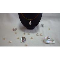タヒチ産黒真珠と南洋真珠のマルチカラーネックレス