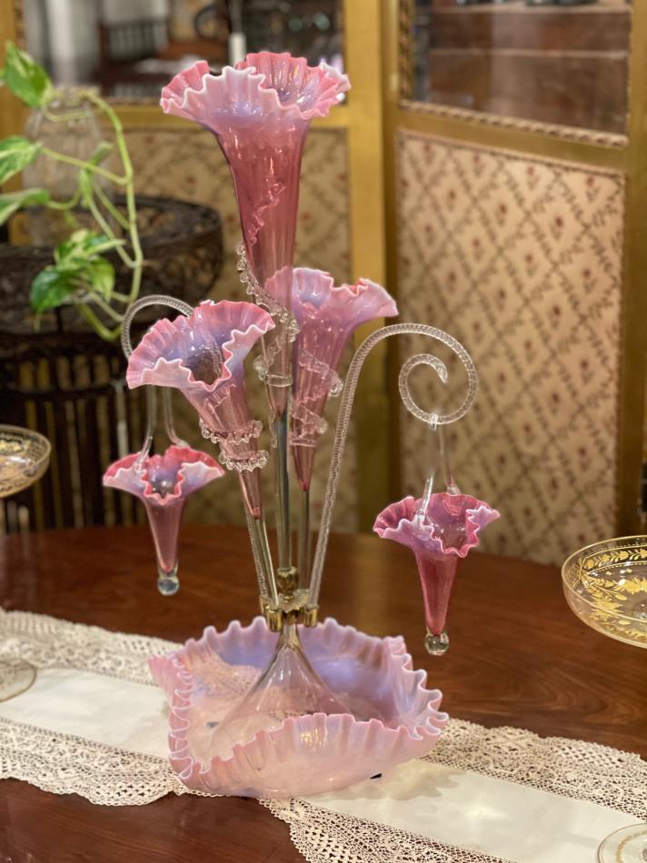 神戸から、アンティークを-有限会社 アンティークス・クイーンズコート