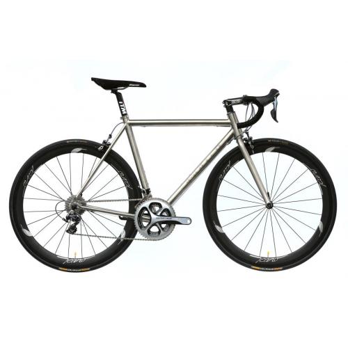 日本初、金属スポーツバイクブランド【MULLER】を開発・販売しています