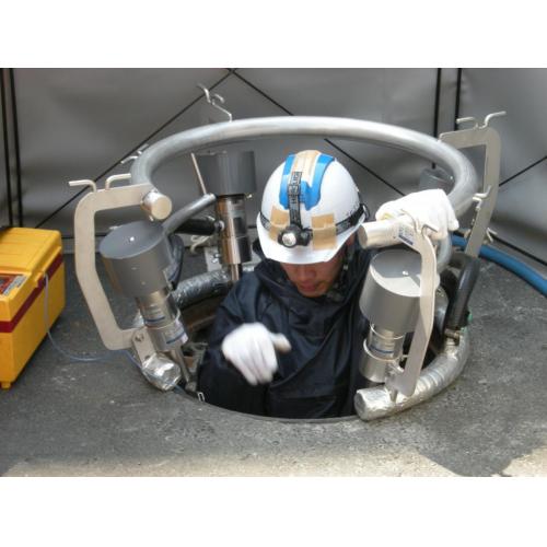 マンホールに新しい風を!従来とは全く異なる送風機 です