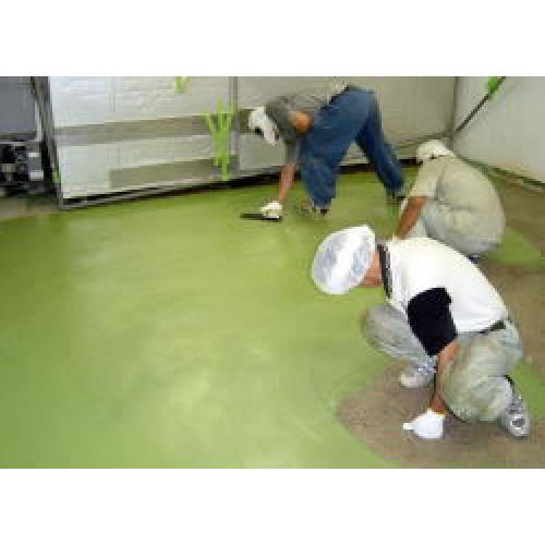 施工風景7--塗床工事の信幸物産