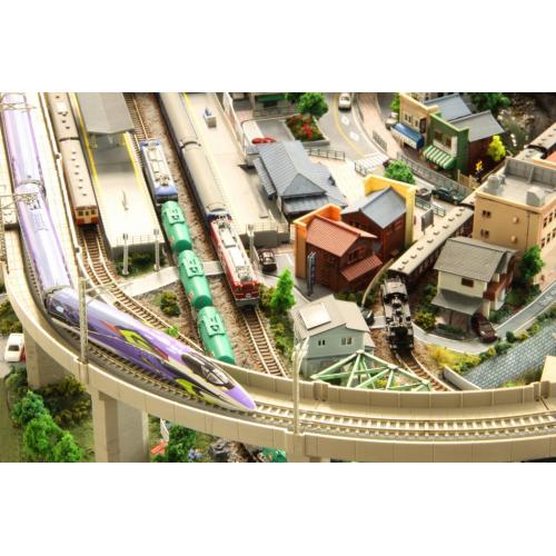 世界最小鉄道模型ロクハン（Zゲージ）の販売やイベントでの活用