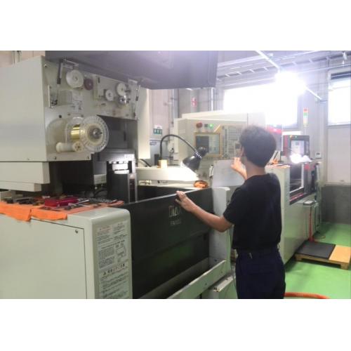 ワイヤー放電加工のお仕事お待ちしております!