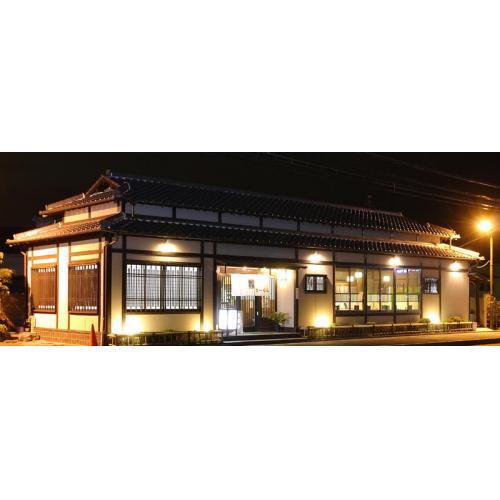 鰻料理専門店『まつむら』です。