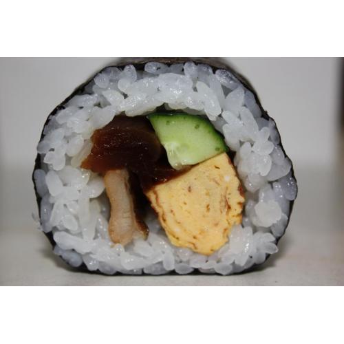 一番人気の巻き寿司。手作りで栄養満点！