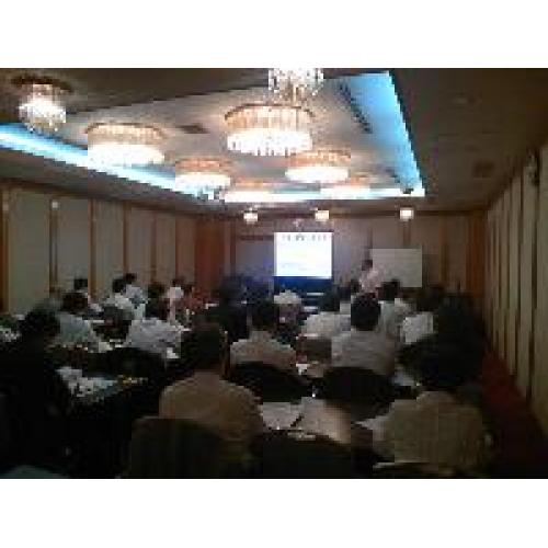 セミナー&交流会を開催致します(2010年11月20日)