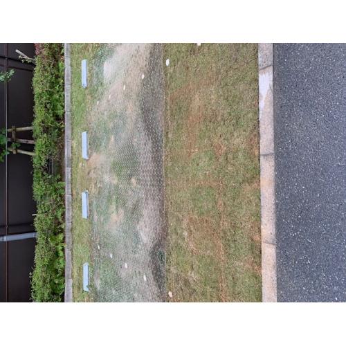 駐車場 芝植え替え工事