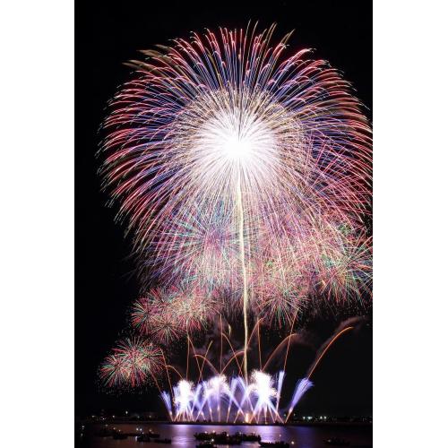 ホームページ制作や広告物などのデザイン及び写真撮影に関することはご相談ください。