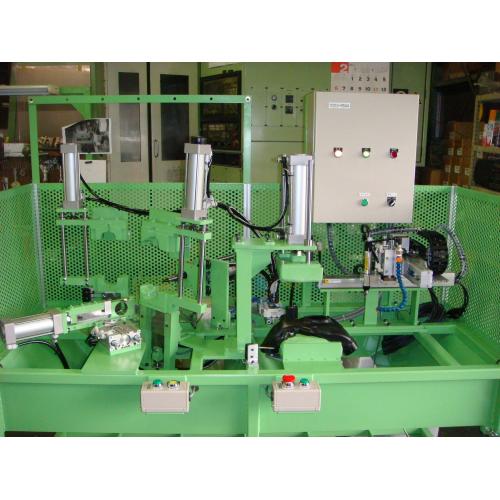 樹脂専用加工機(自動車ハイブリット用ブロー製品)