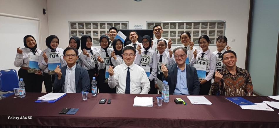 外国人材の採用をサポートいたします。お気軽にご相談ください。