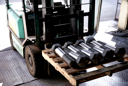 大型六角ボルト