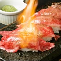 熱した溶岩で食材を焼いて食べる、溶岩焼ダイニングbonboriのご紹介